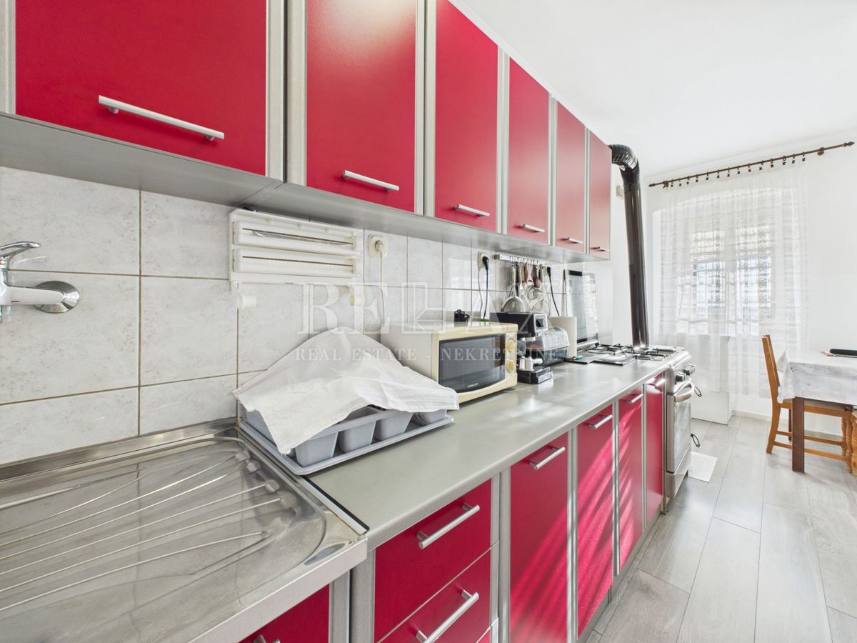 Kukuljanovo - casa, antico e rovina con un grande giardino