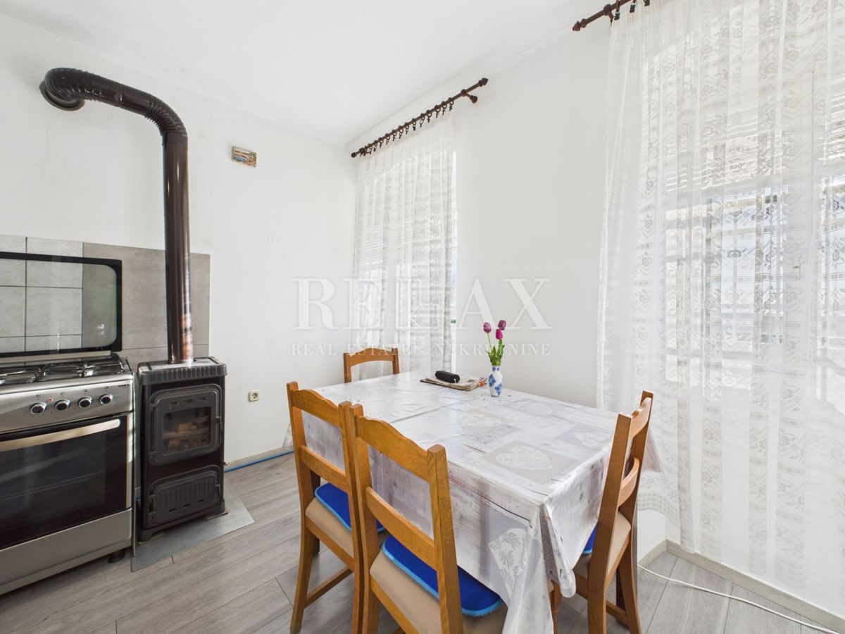 Kukuljanovo - casa, antico e rovina con un grande giardino