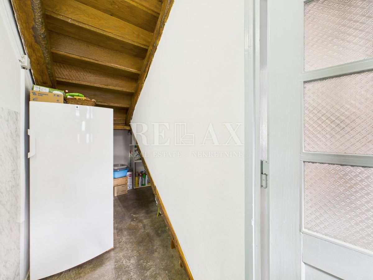 Kukuljanovo - casa, antico e rovina con un grande giardino