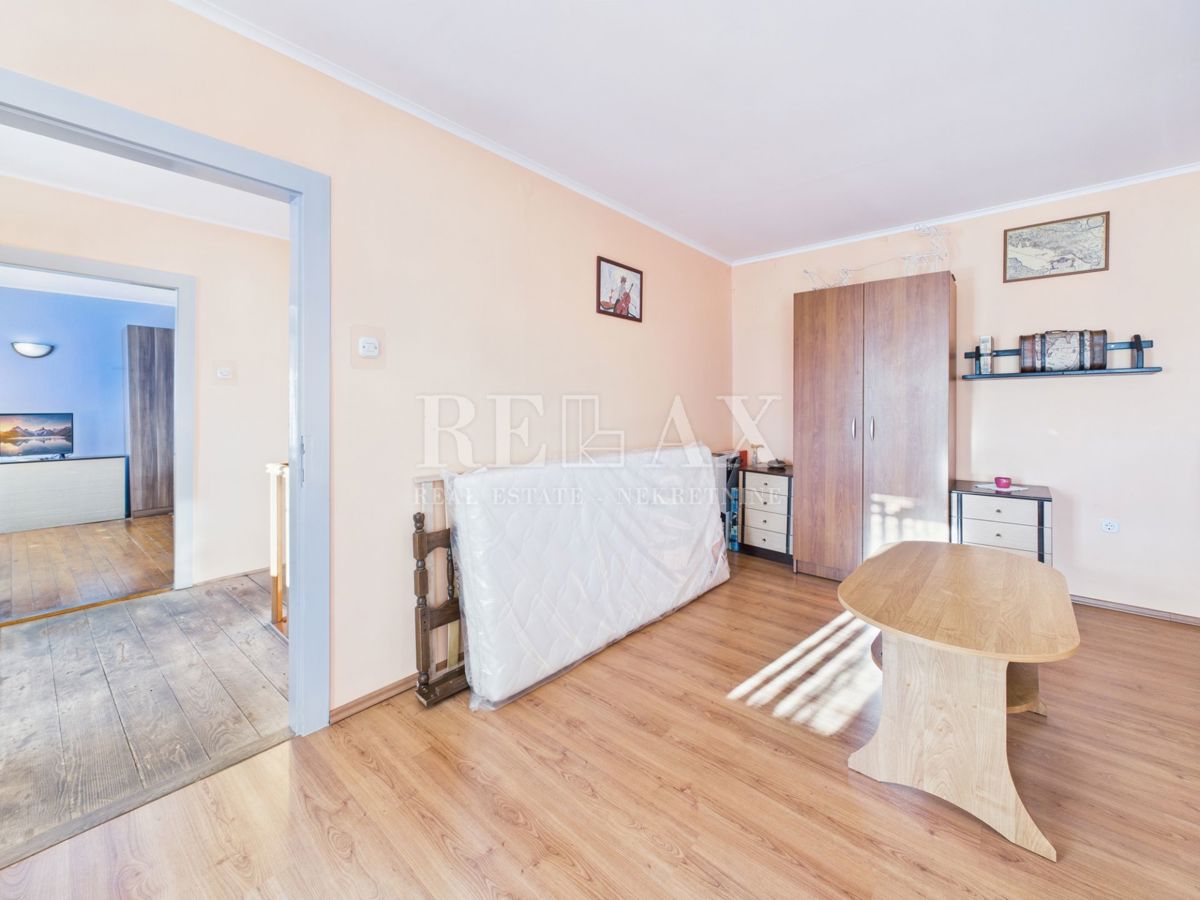 Kukuljanovo - casa, antico e rovina con un grande giardino