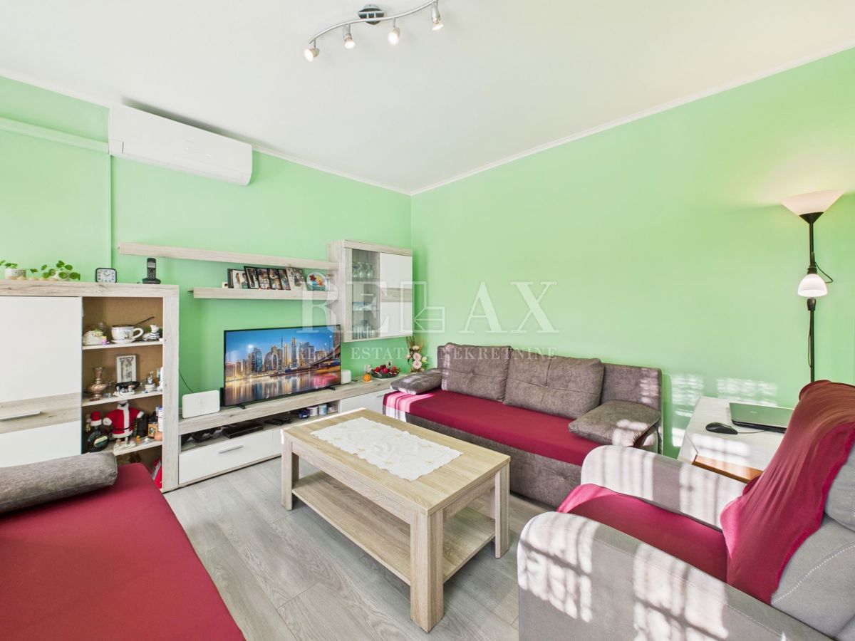 Kukuljanovo - casa, antico e rovina con un grande giardino