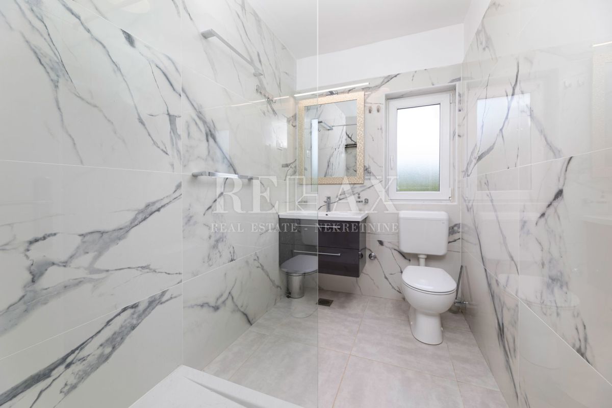 Povile - villa con piscina, a pochi passi dal mare