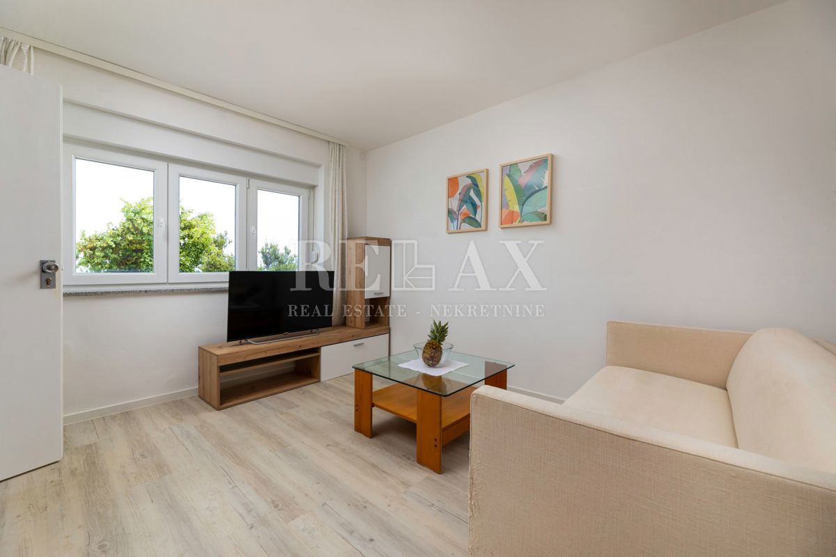 Povile - villa con piscina, a pochi passi dal mare