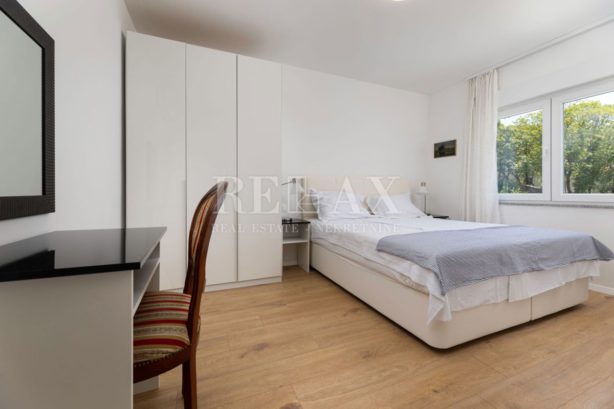 Povile - villa con piscina, a pochi passi dal mare