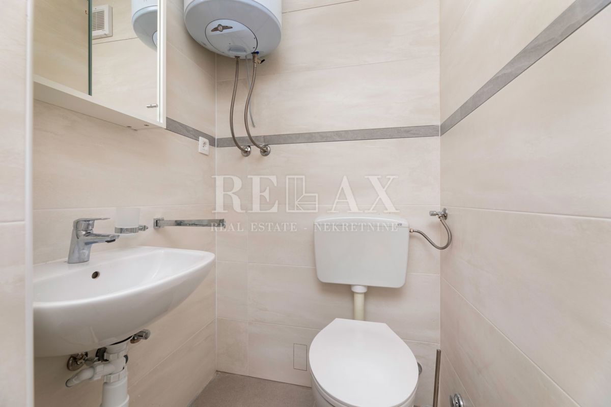 Povile - villa con piscina, a pochi passi dal mare