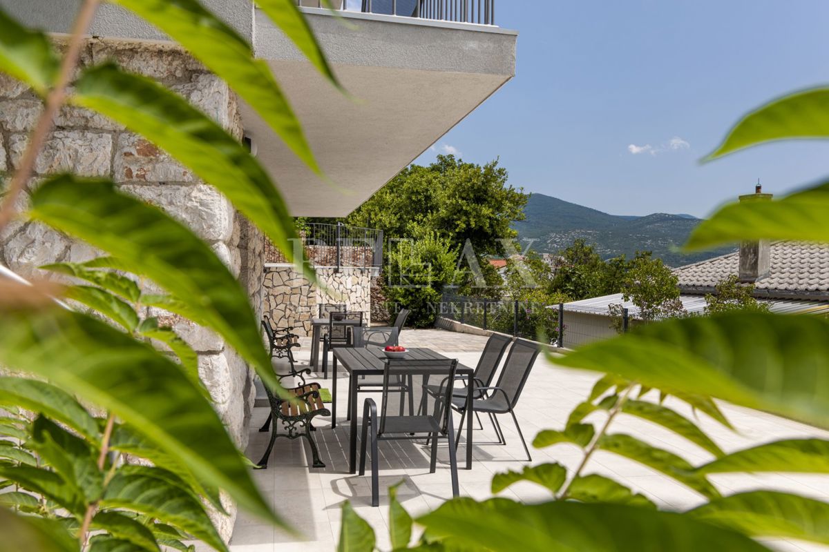 Povile - villa con piscina, a pochi passi dal mare