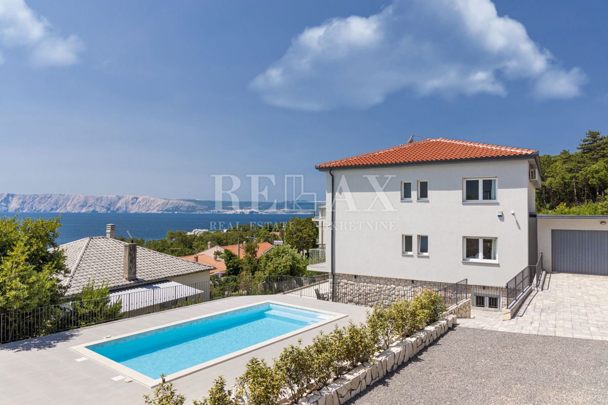 Povile - villa con piscina, a pochi passi dal mare