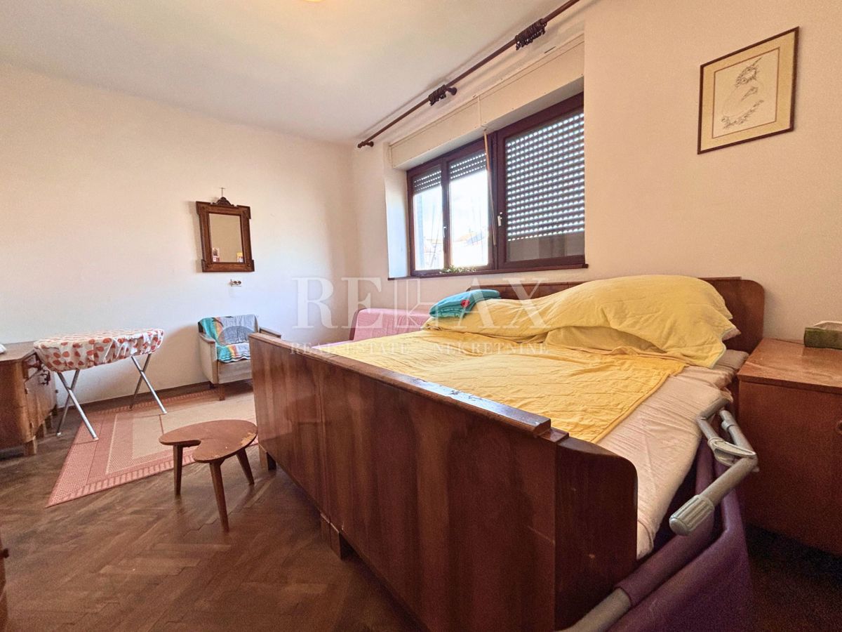 Novi Vinodolski - appartamento in centro con vista