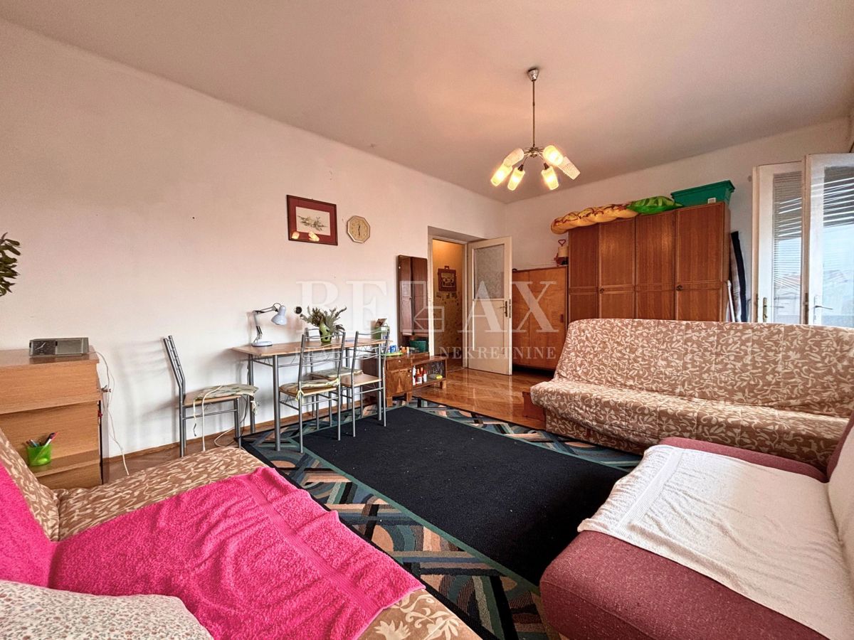 Novi Vinodolski - appartamento in centro con vista