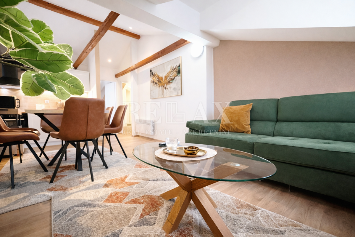 Crikvenica - appartamento in seconda fila al mare, centro