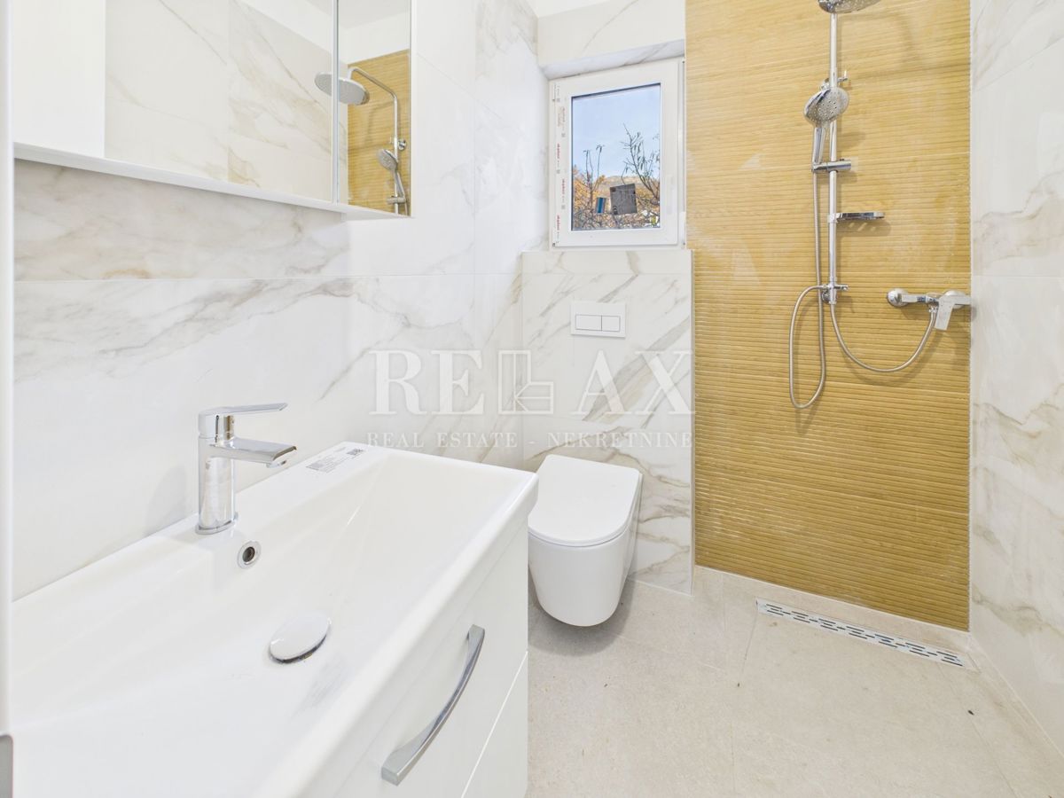 Povile – appartamento con due camere da letto e vista, nuova costruzione