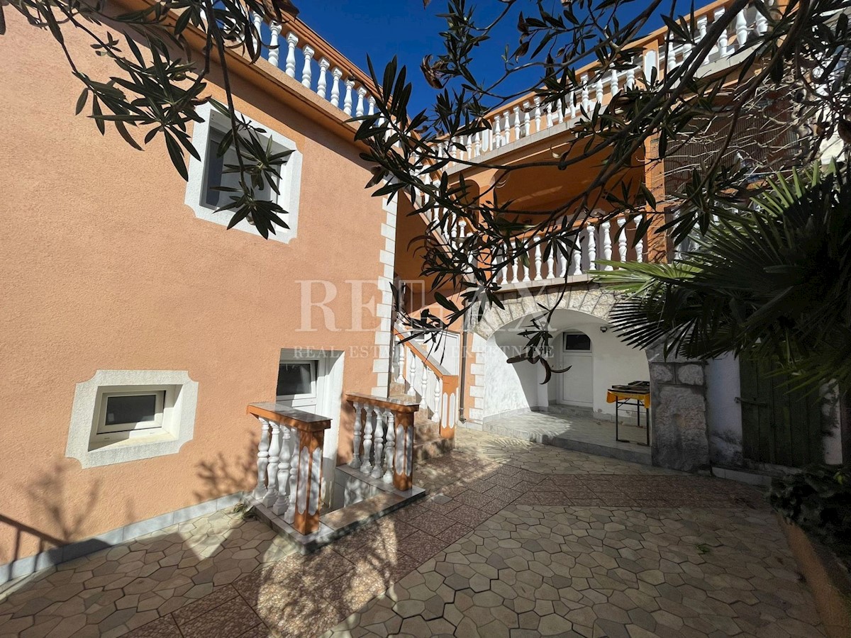 CRIKVENICA, DRAMALJ - Casa in pietra con vista mare