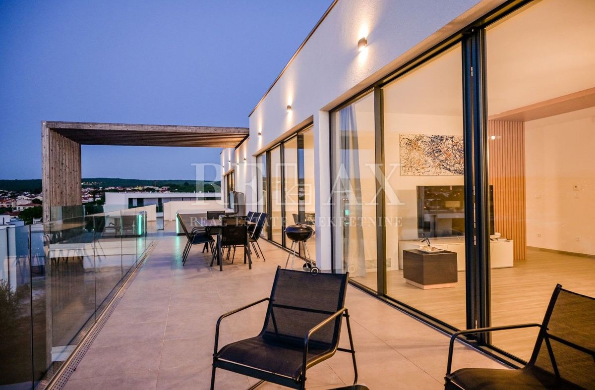KRK, MALINSKA - Attico di lusso con vista mare