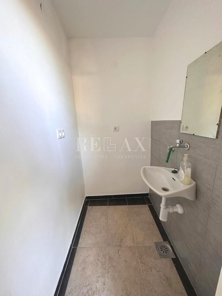 Novi Vinodolski - Casa con tre appartamenti