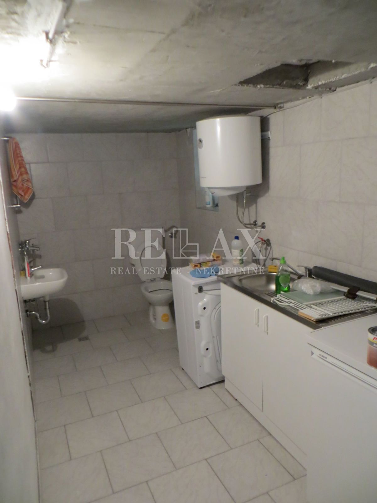 CRIKVENICA, JADRANOVO - Casa a 100 metri dal mare