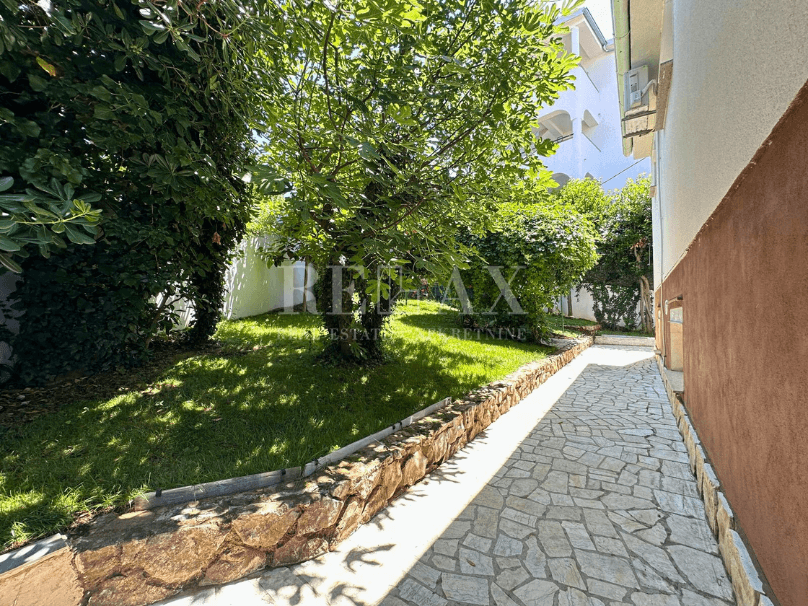 Selce - Casa con giardino e vista mare