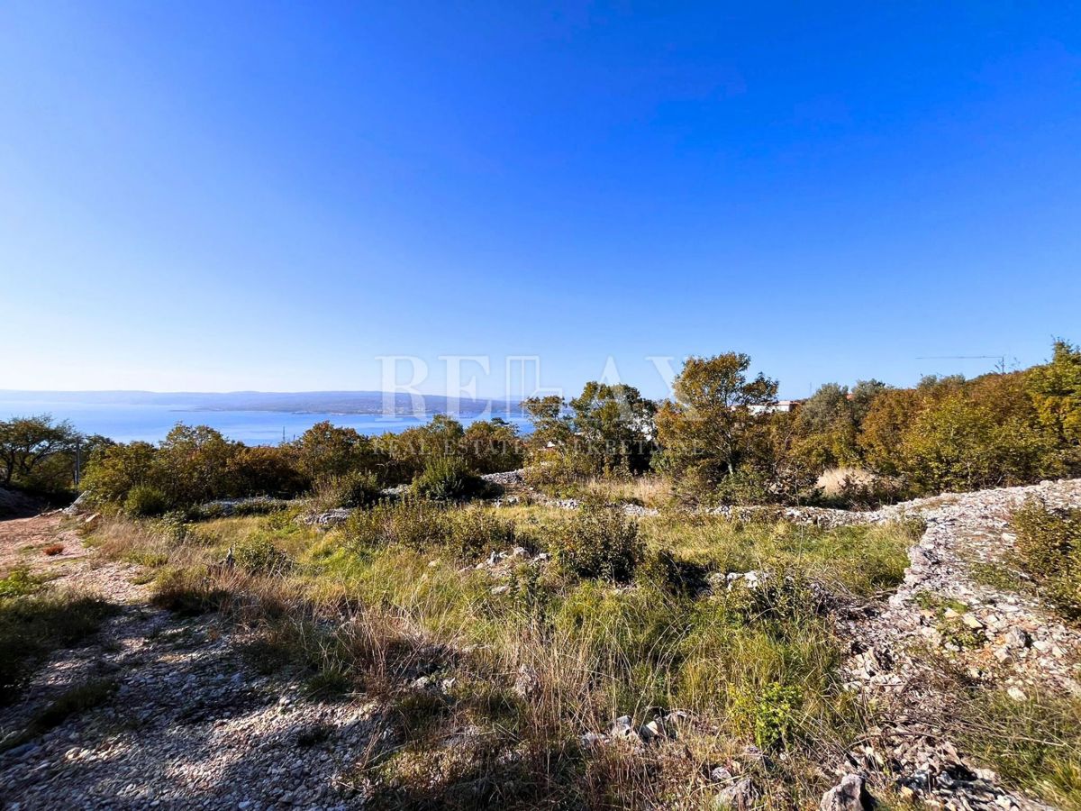 Crikvenica - terreno edificabile con vista mare