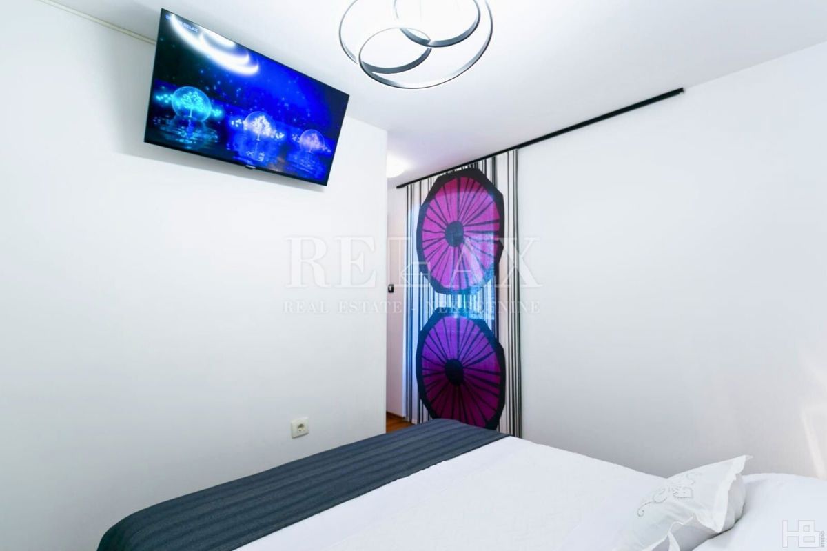 Rijeka, Pećine - appartamento prima fila al mare