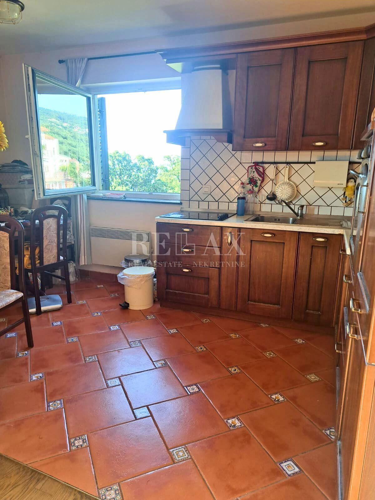 Abbazia, Ičići - appartamento con mansarda aggiuntiva