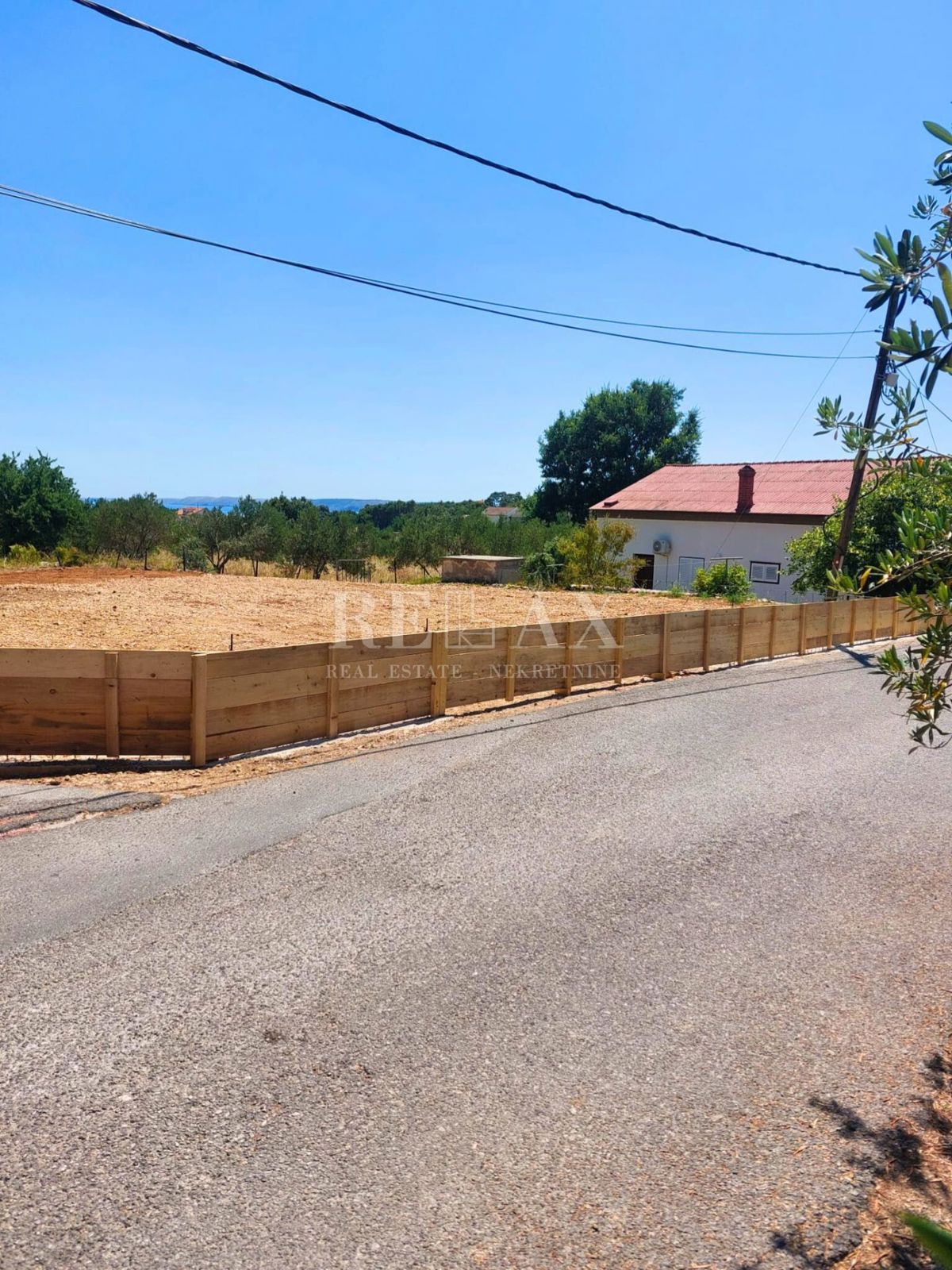 Rab - vendita esclusiva, terreno edificabile edificato