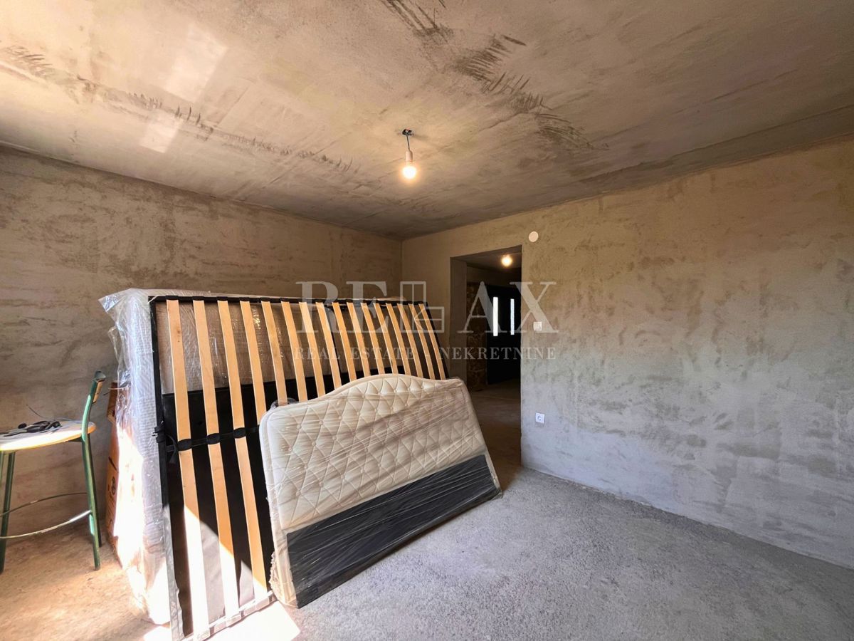 Jablanac - casa in pietra con vista sul mare