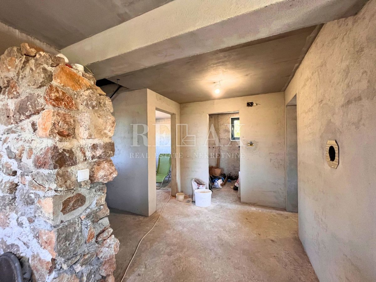 Jablanac - casa in pietra con vista sul mare