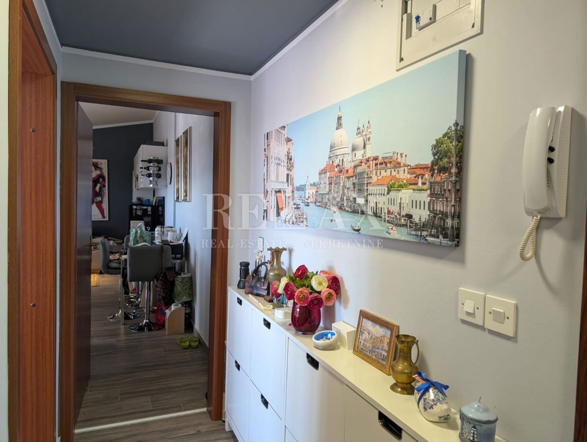 Novi Vinodolski – Appartamento in Centro con Vista Mare