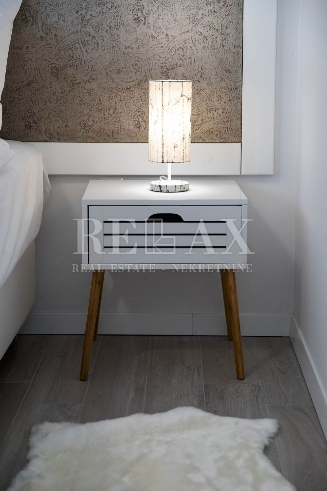 Tribalj - villa moderna con piscina