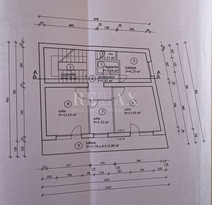Novi Vinodolski - casa con 3 unità abitative