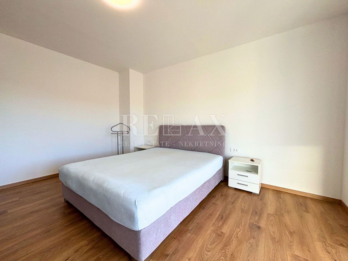 Isola di Krk, Vrbnik - casa indipendente con ampio giardino