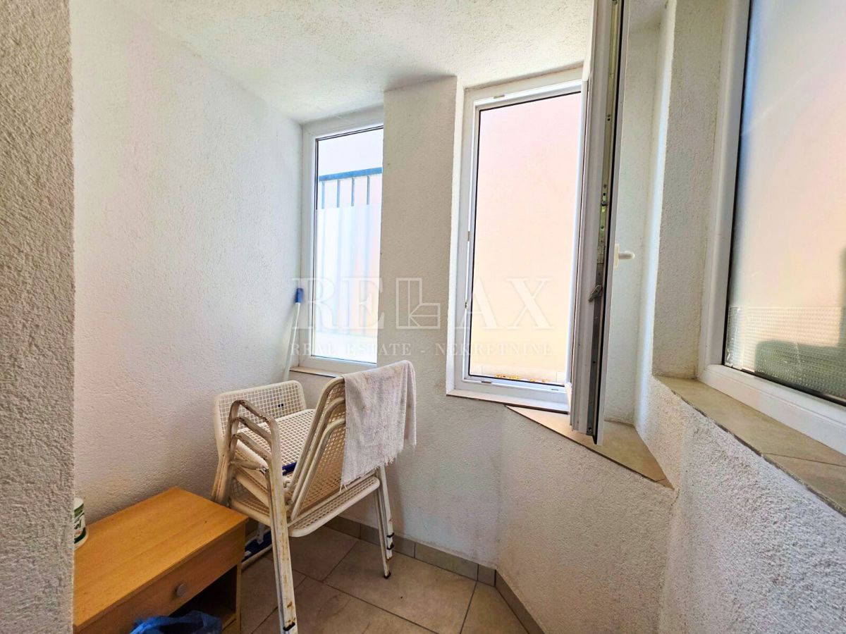 Crikvenica - casa con 2 appartamenti, a 180 m dalla spiaggia