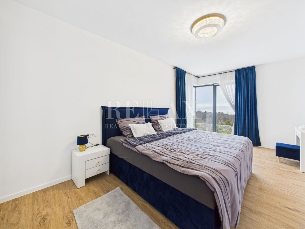 Šmrika - una bellissima villa con piscina e vista sul mare