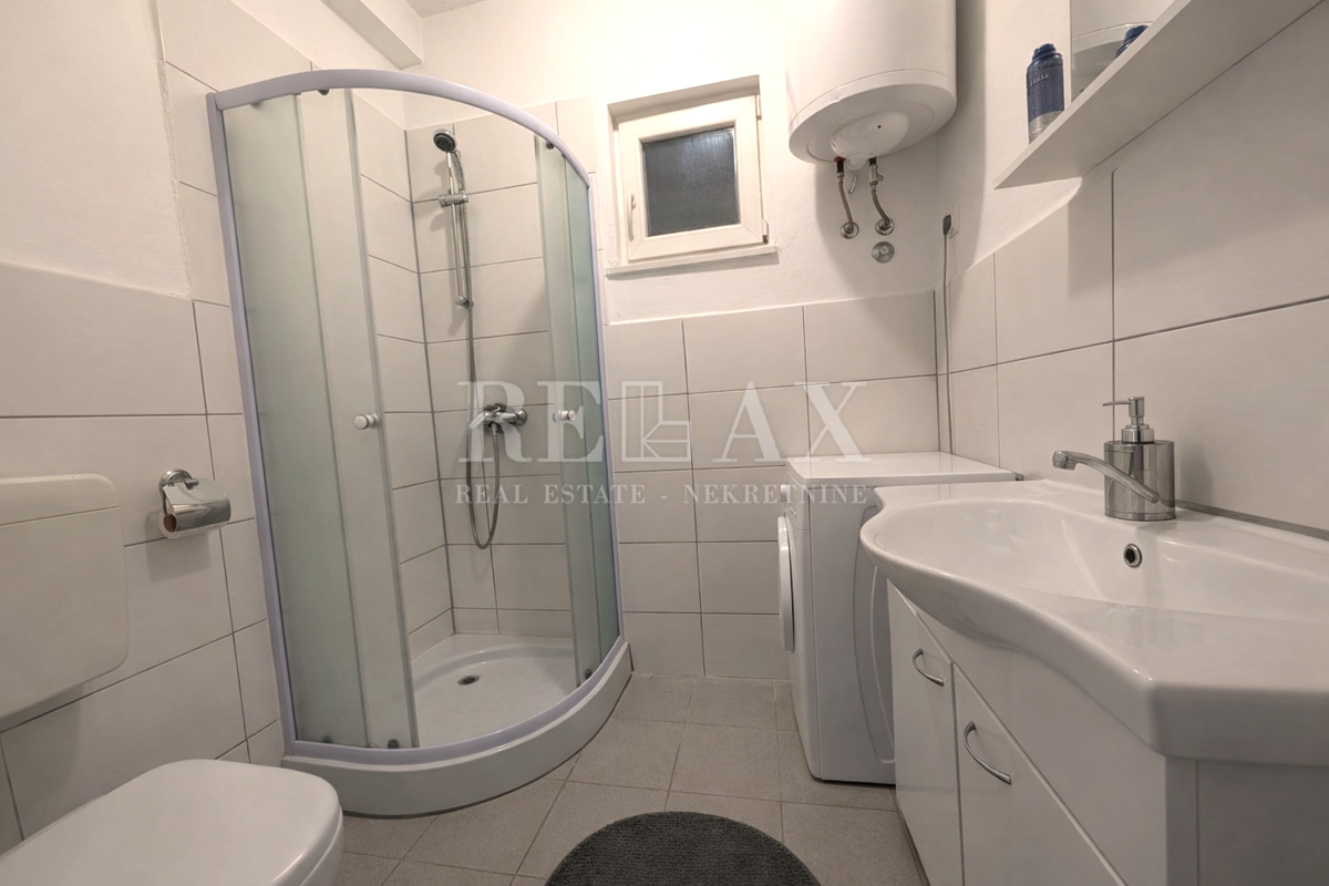 Rijeka, Mihaćeva draga - casa con giardino