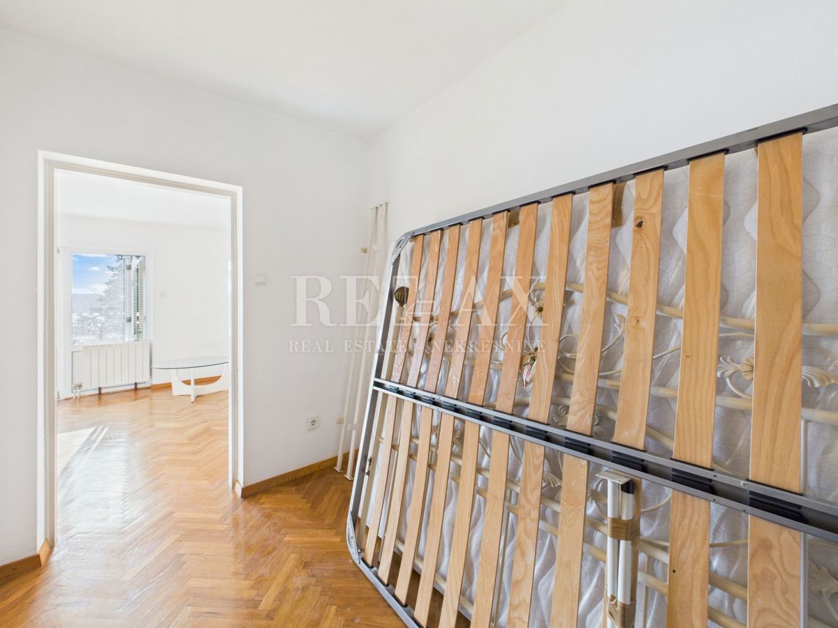 Novi Vinodolski - casa in seconda fila al mare