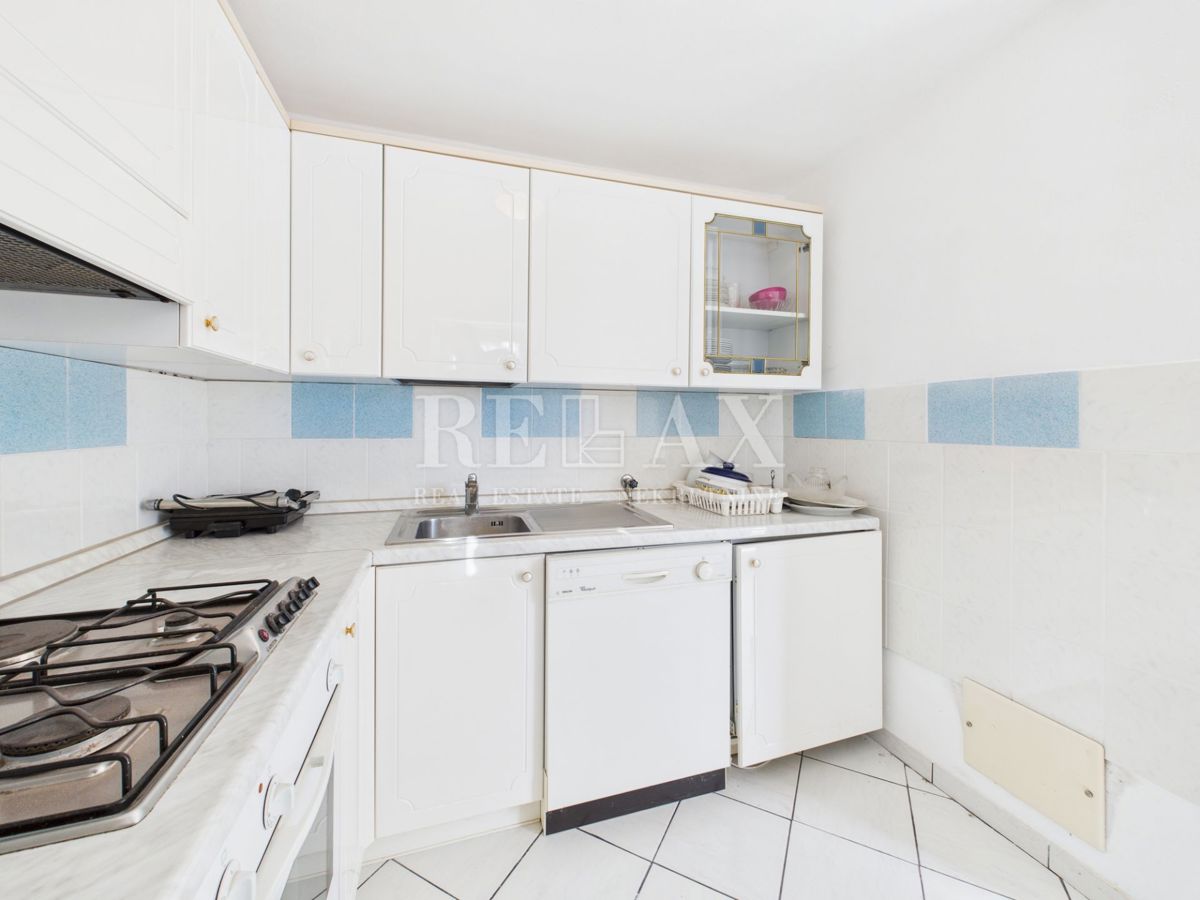 Novi Vinodolski - casa in seconda fila al mare