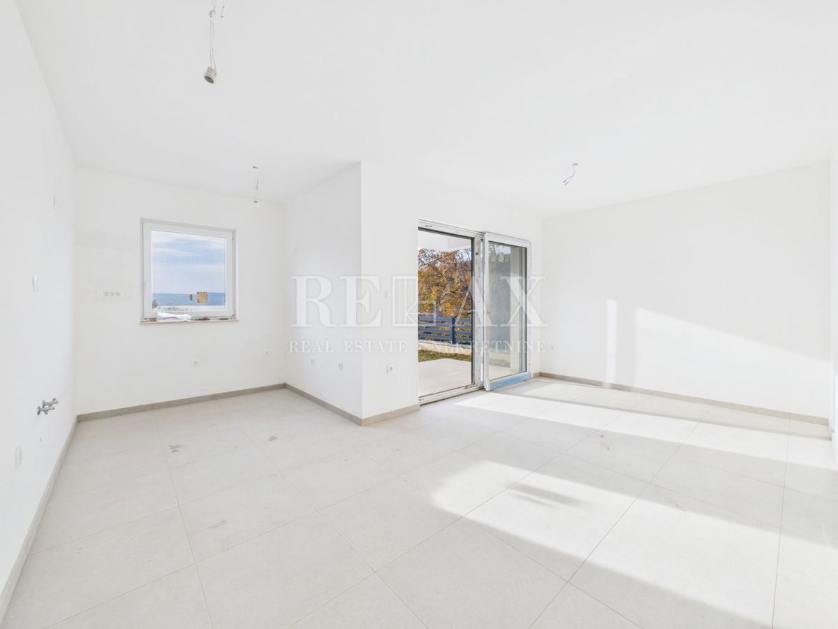 Povile - appartamento in edificio nuovo, parcheggio, giardino