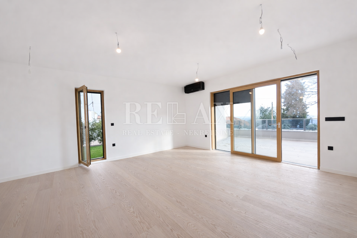 Rijeka, Kantrida - appartamento di lusso con giardino