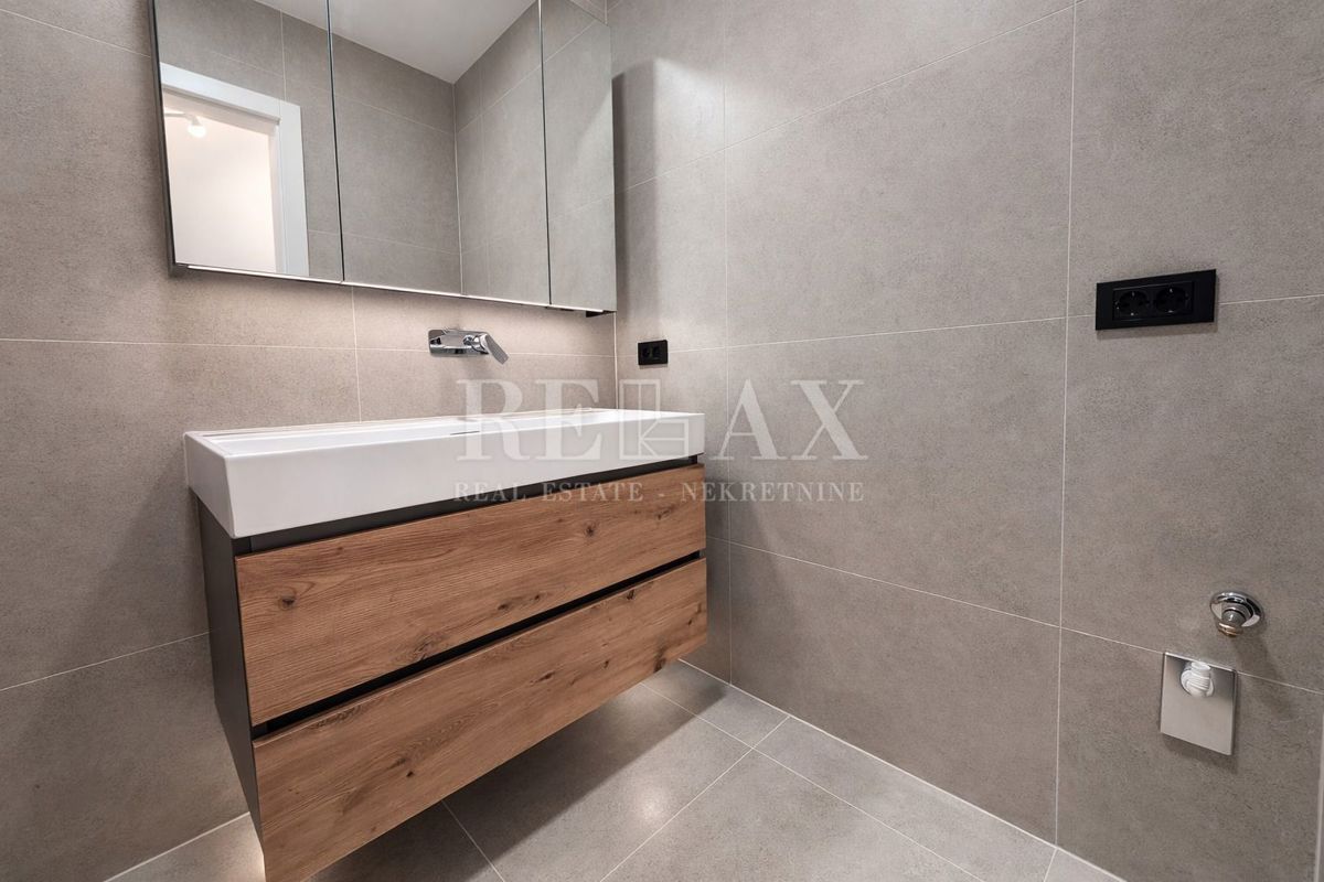 Rijeka, Kantrida - attico top in una nuova costruzione