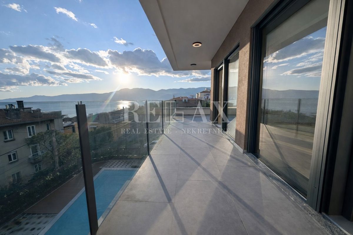 Rijeka, Kantrida - attico top in una nuova costruzione