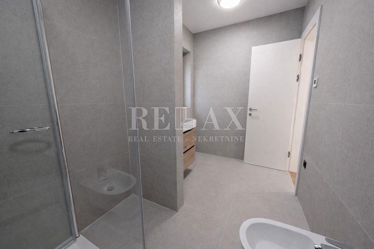 Rijeka, Kantrida - attico top in una nuova costruzione