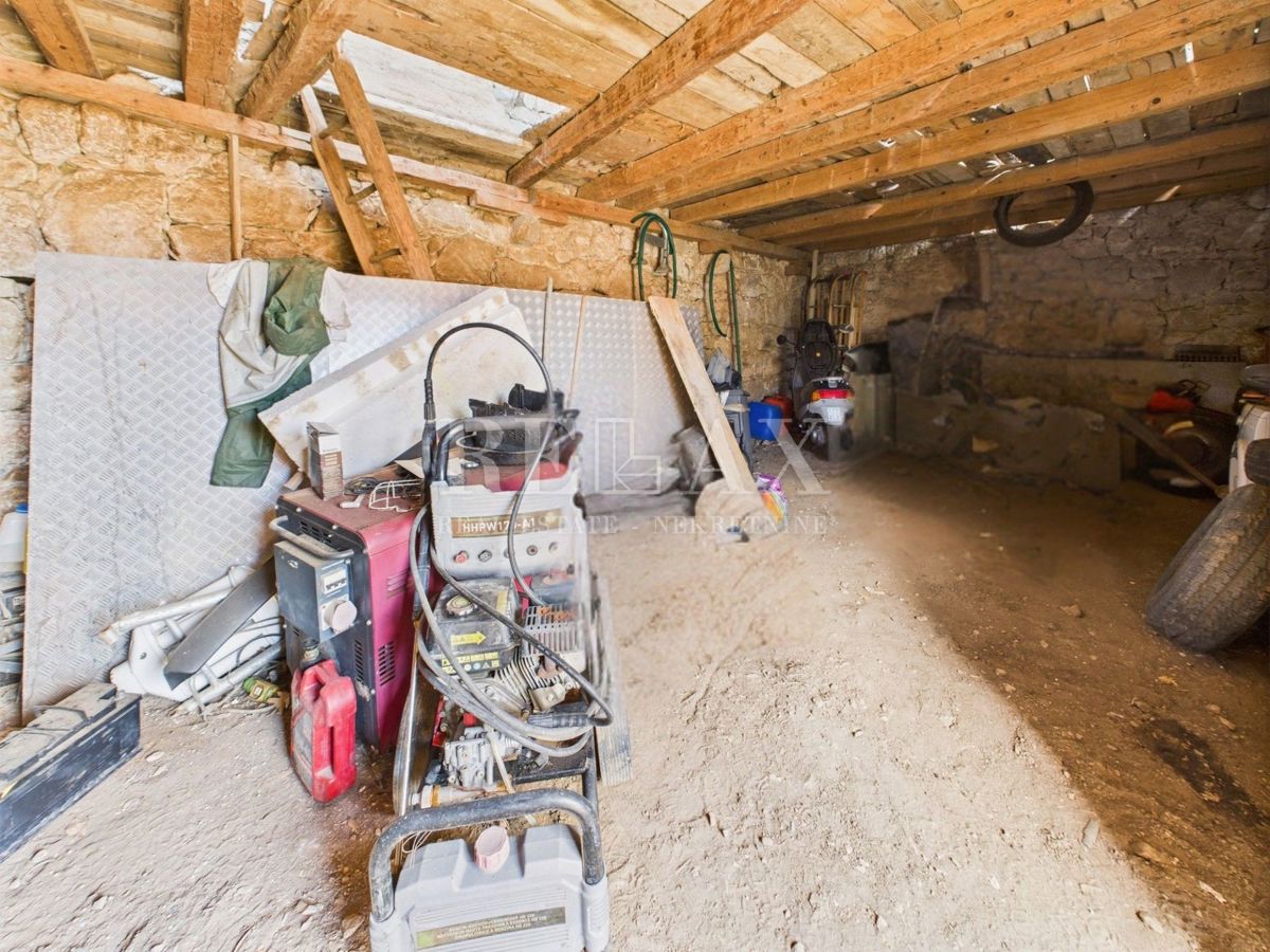 Bribir - autentica casa in pietra