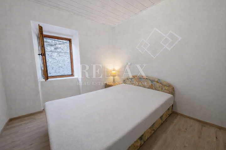 Jablanac - casa nel centro storico a 30 m dal mare