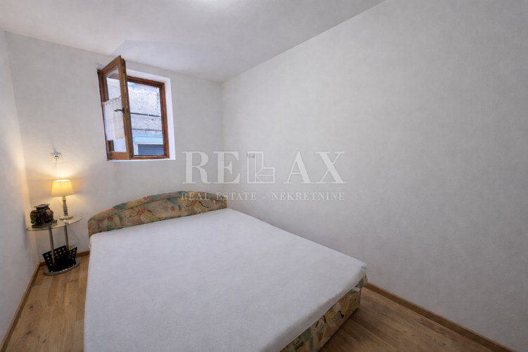 Jablanac - casa nel centro storico a 30 m dal mare