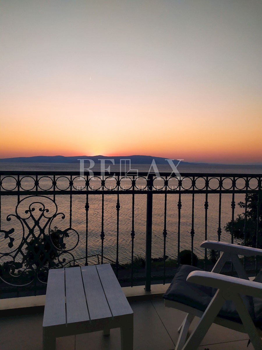 SENJ, SV. JURAJ - Casa sulla spiaggia