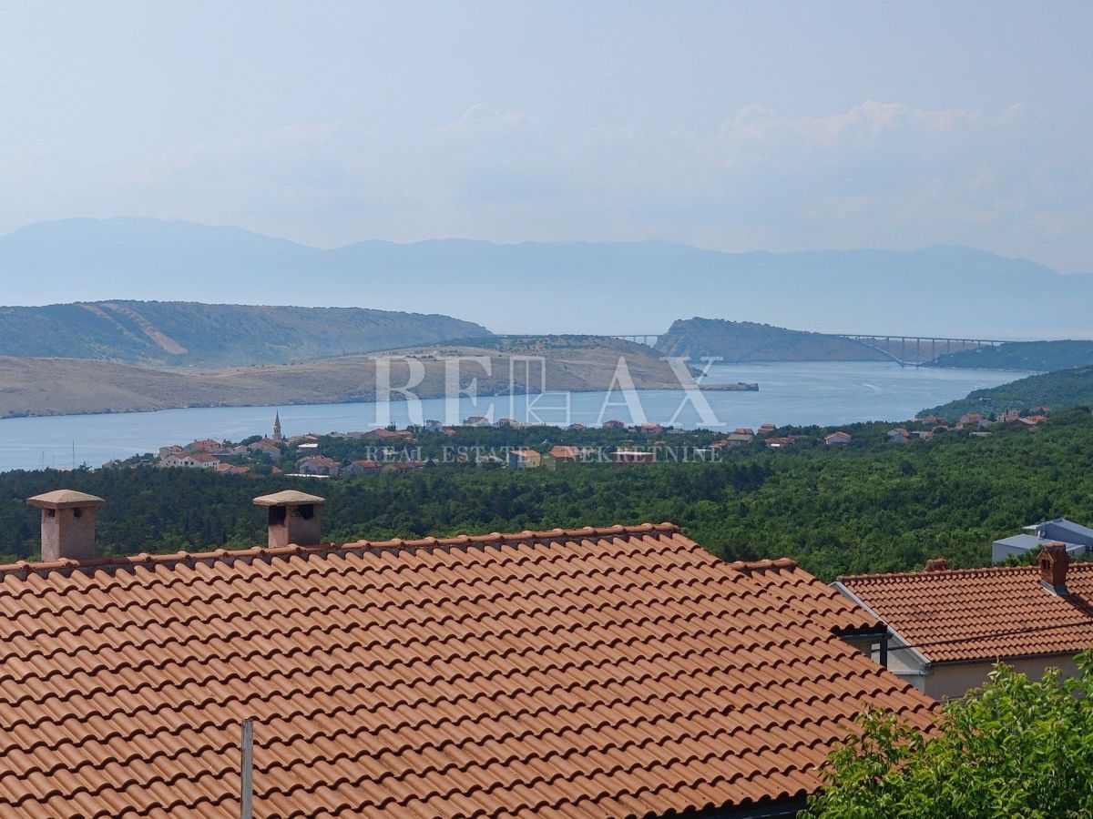 CRIKVENICA, JADRANOVO - Casa con ampio giardino di 2.010 m2