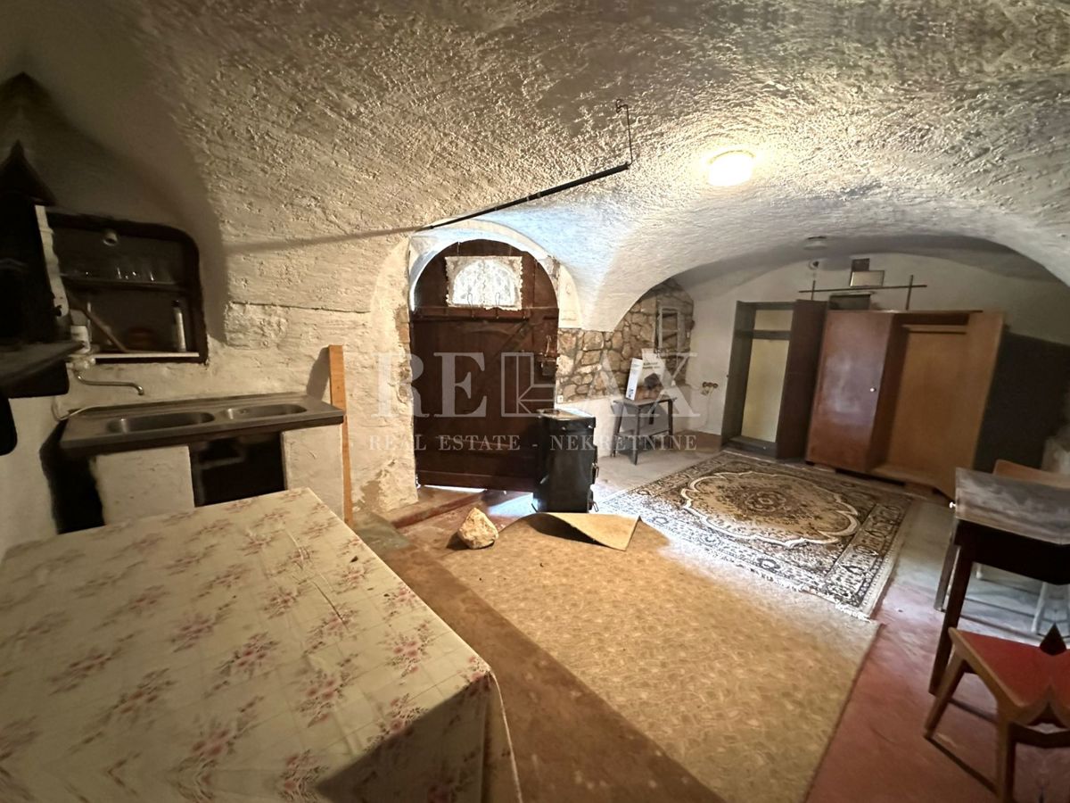 Tribalj - Antico per adattamento