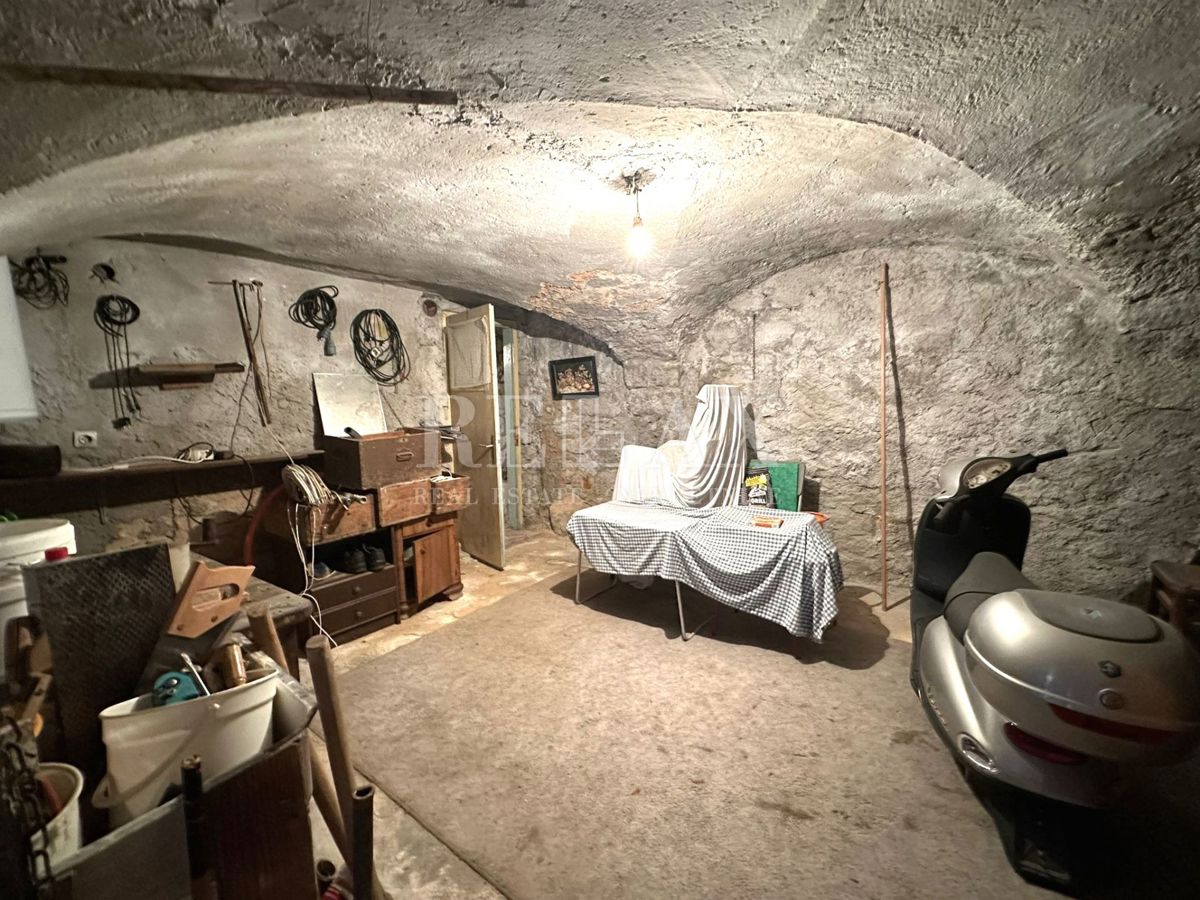 Tribalj - Antico per adattamento