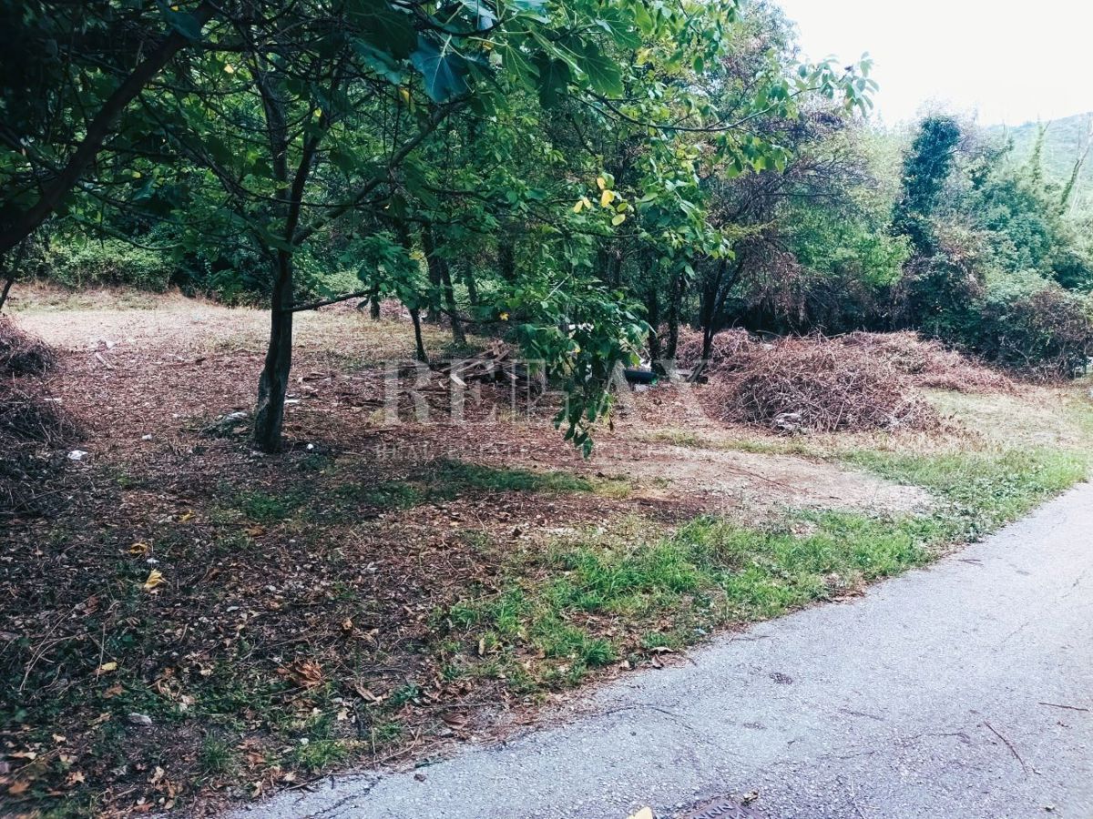 Rijeka, Svilno - terreno edificabile e agricolo