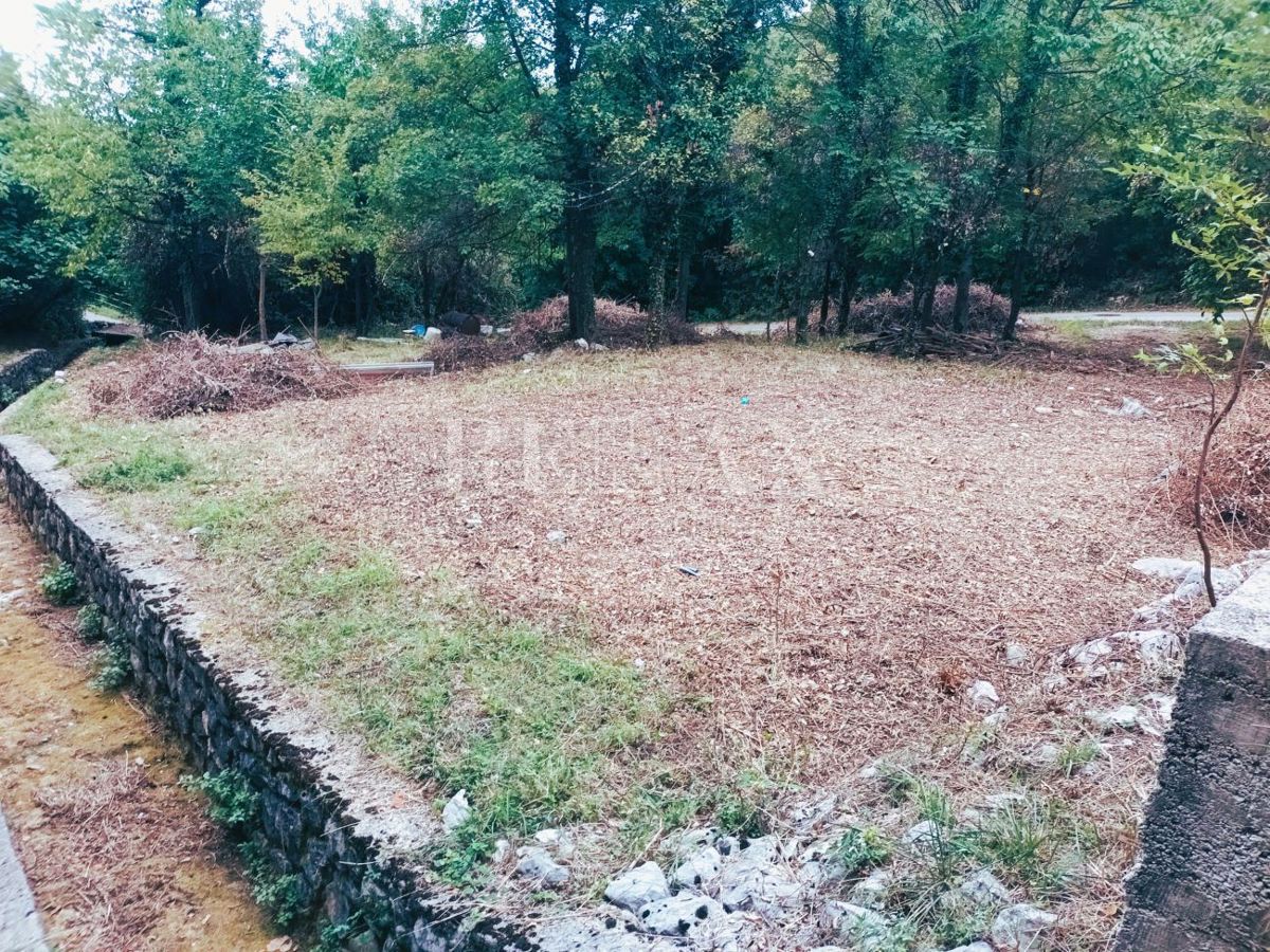 Rijeka, Svilno - terreno edificabile e agricolo