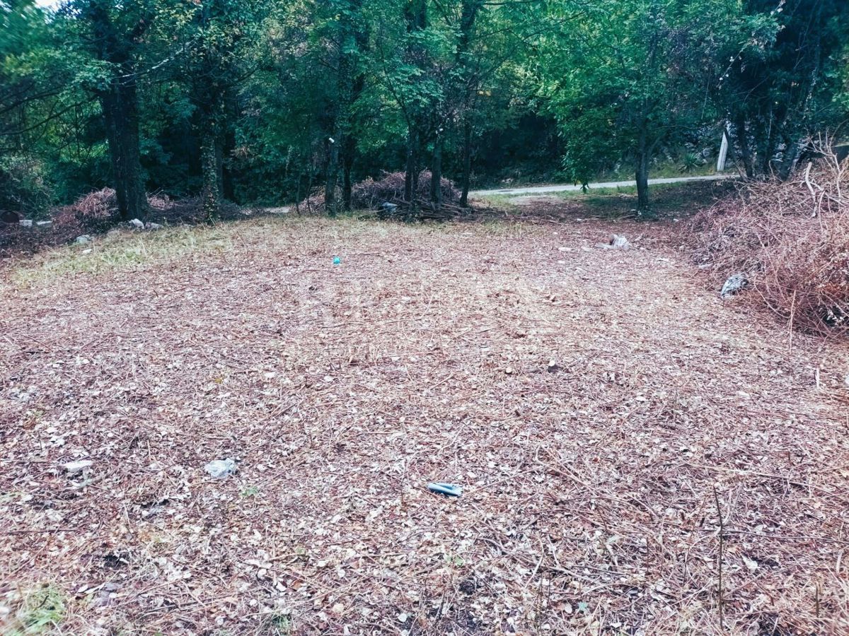 Rijeka, Svilno - terreno edificabile e agricolo